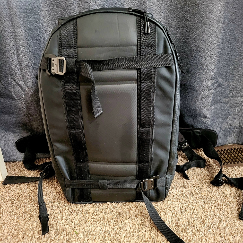 DB Ramverk Men's Backpack Plus Camera Insert
